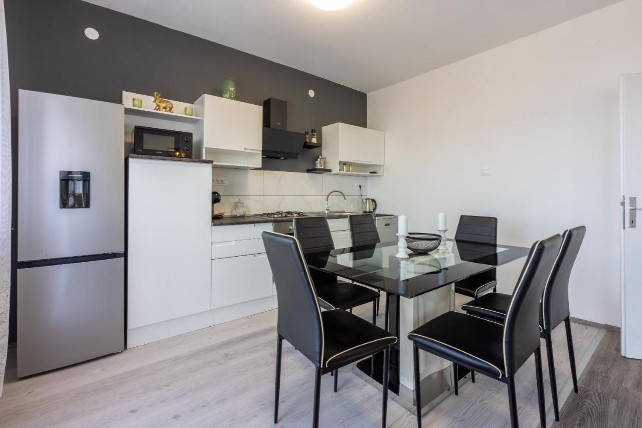 Apartman Dora 크리크베니카 외부 사진